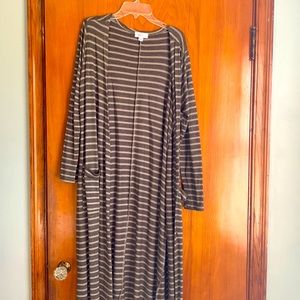 Lula Roe Maxi cardigan